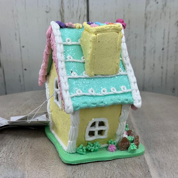 Easter Gingerbread House Tabletop Claydough LED light up Pink Green Pastel 30E36 - Picture 8 of 14